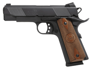 Iver Johnson Arms HAWK Hawk Commander 45 ACP 8+1 4.25″ Black Steel Barrel  Matte Black Serrated Steel Slide & Frame w/Beavertail. Checkered Double Diamond Walnut Grip