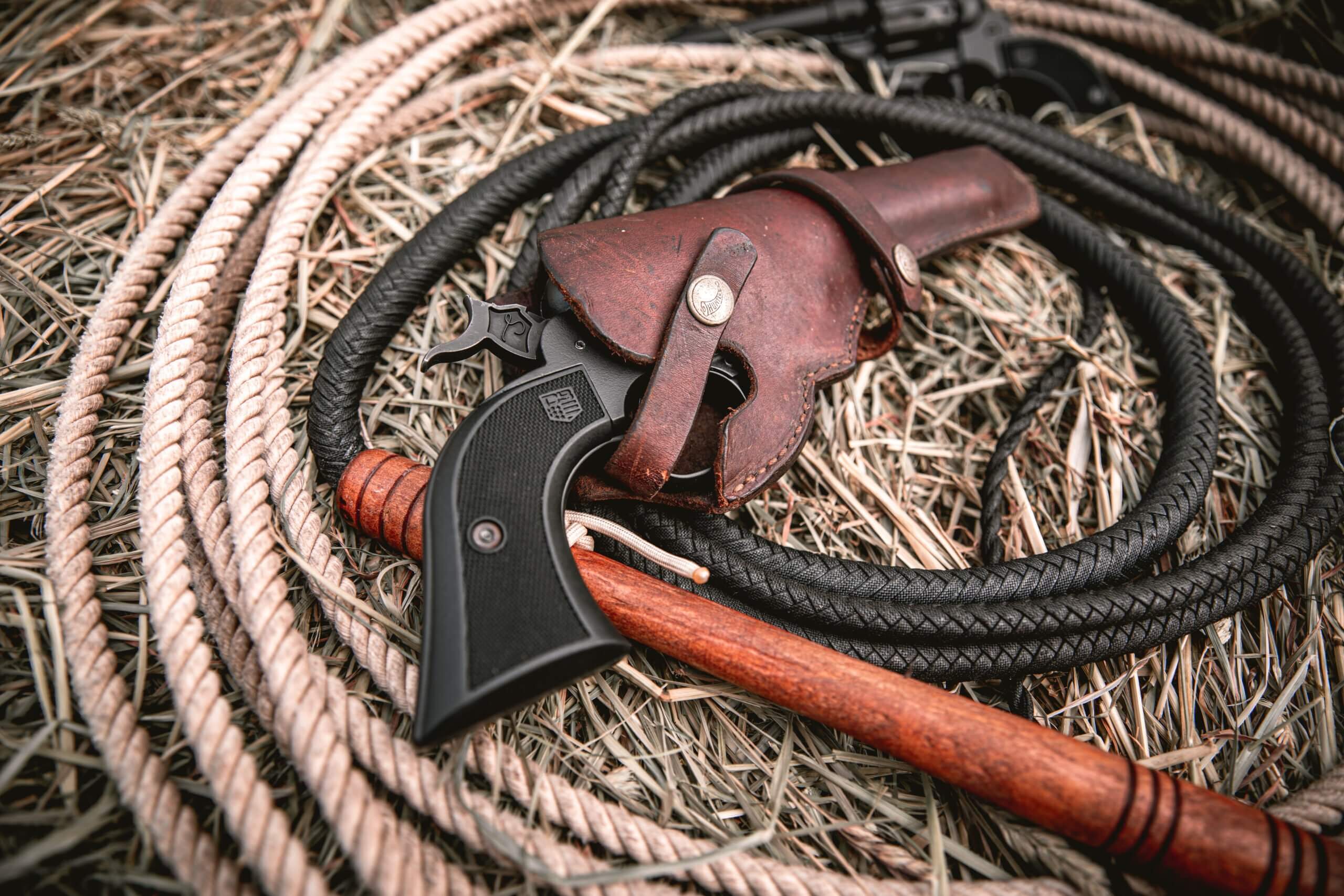 Diamondback DB0500A001 Sidekick Dual Cylinder 22 LR/22 WMR 9 Shot 4.50″ Black Cerakote Steel Barrel & Cylinder Black Cerakote Zinc Alloy Frame Black Checkered Grips Hammer Safety Exposed Hammer Diamondback DB0500A001 Sidekick Dual Cylinder 22 LR/22 WMR 9 Shot 4.50″ Black Cerakote Steel Barrel & Cylinder Black Cerakote Zinc Alloy Frame Black Checkered Grips Hammer Safety Exposed Hammer