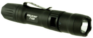 Pelican 7100 Tactical Flashlight Black Anodized 33/348/695 Lumens White LED Pelican 7100 Tactical Flashlight Black Anodized 33/348/695 Lumens White LED