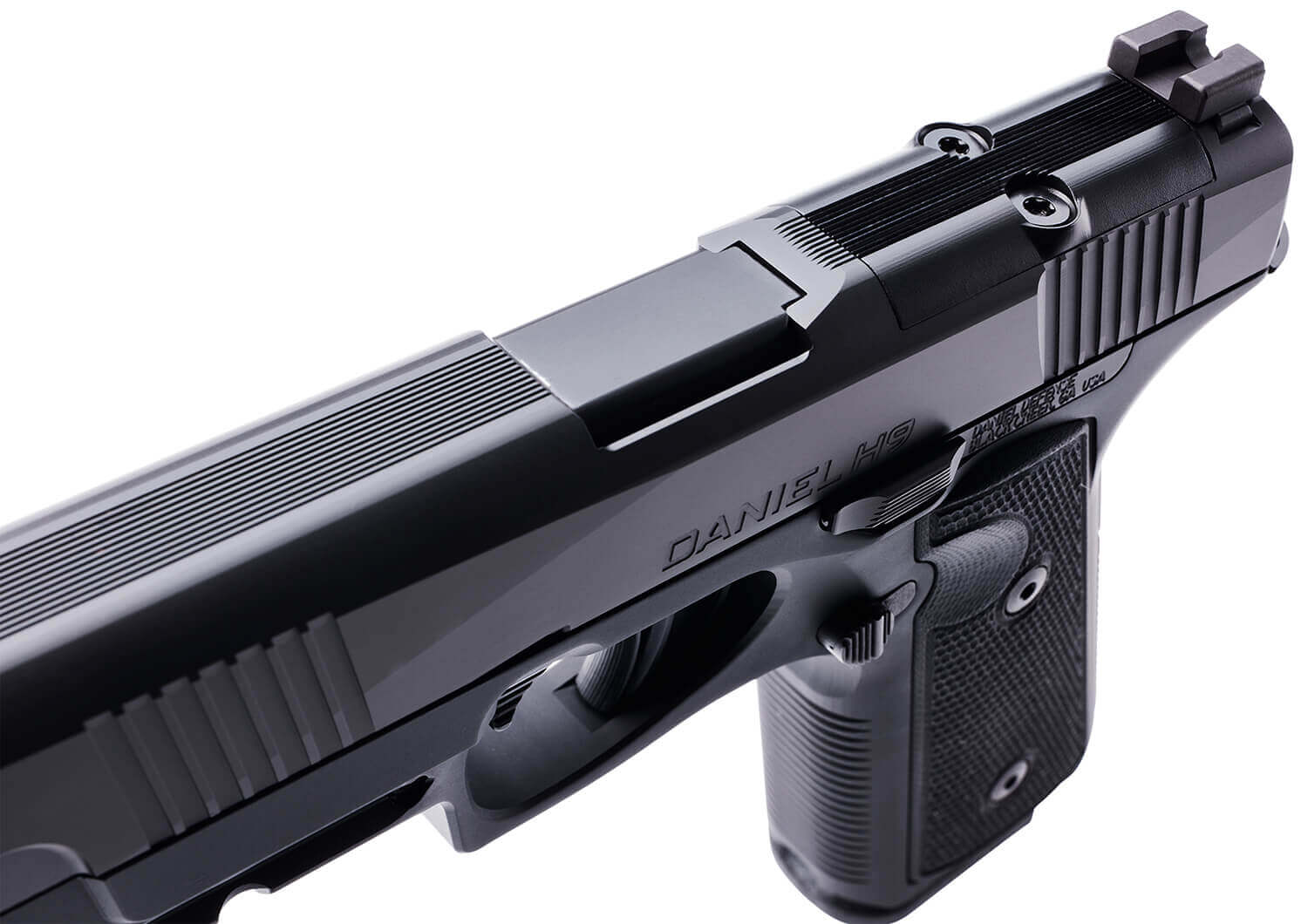 Daniel Defense 5017910084006 DDH9 Compact 9mm Luger 15+1 4.28" Black Steel Barrel Black DLC Optic Ready/Serrated Steel Slide Black Anodized Aluminum Frame w/Beavertail & Picatinny Rail Ambidextrous - Image 3